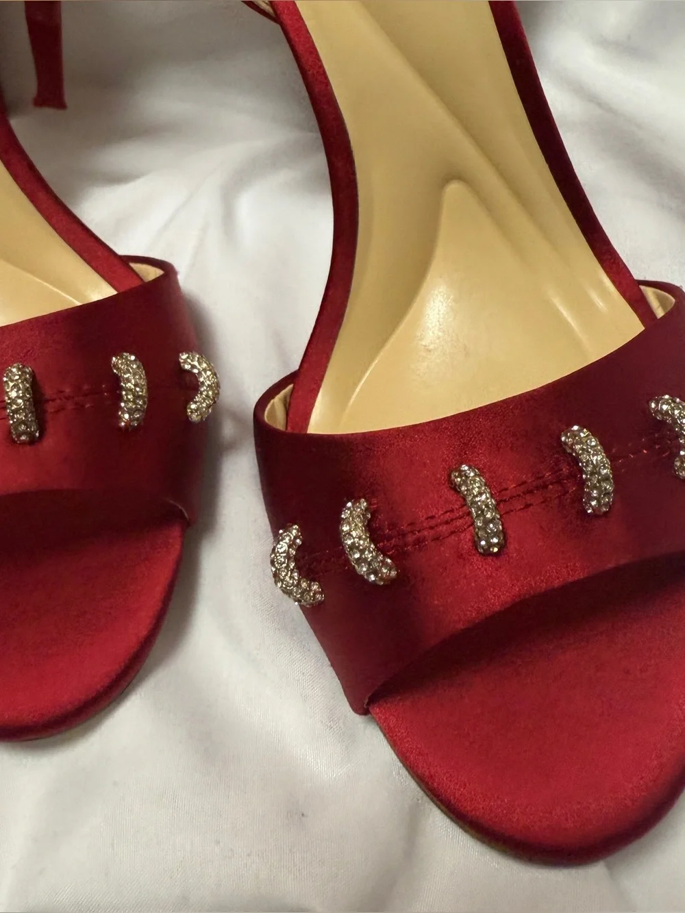 Jessica Simpson Heals Y2K